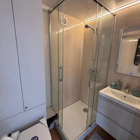 Houseboat -la Calma- * 차플리넥