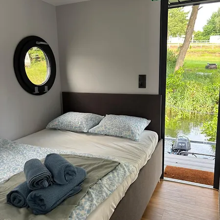 Houseboat -la Calma- Hotel na wodzie *