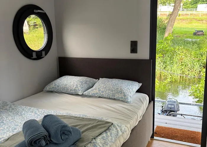 Houseboat -la Calma- Hotel na wodzie *